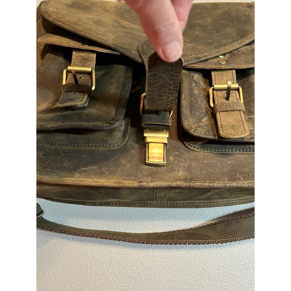 Brown Leather Messenger Bag Satchel Crossbody Distressed Pockets Buckle Accents - Picture 10 of 16